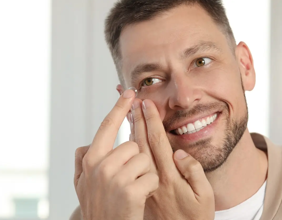 ACUVUE OASYS 1-Day HydraLuxe