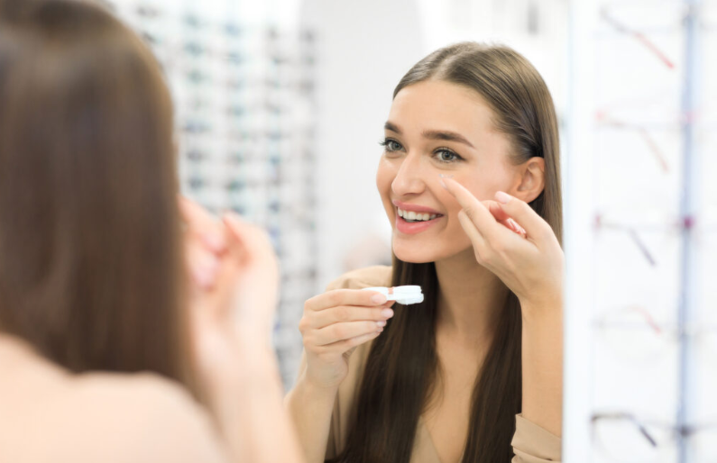 ACUVUE OASYS 1-Day HydraLuxe